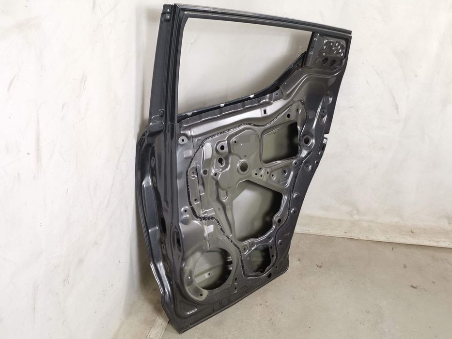 Дясна задна врата Toyota C-HR 1 [ - ] Dasna zadna vrata Toyota C-HR 1