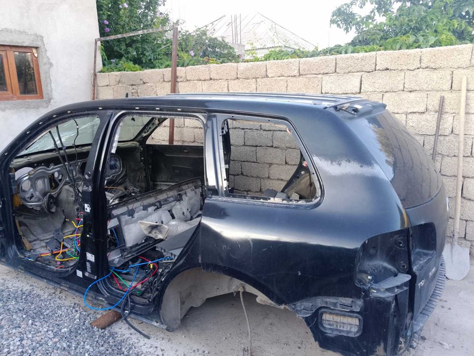 Туарег на запчасти