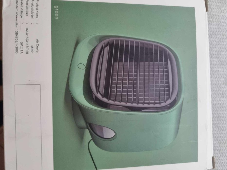 Въздушен настолен охладител с usb