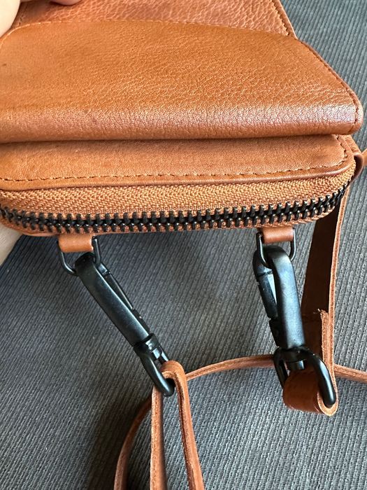 Кожено крос боди портмоне с кейс за телефон DR Amsterdam