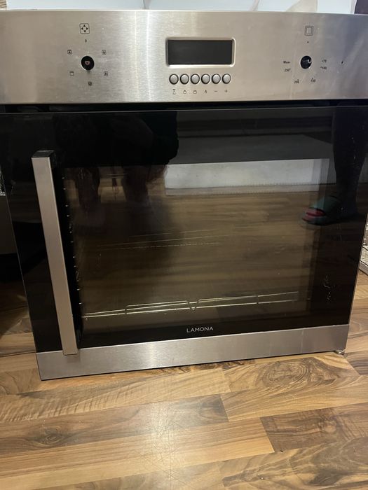 Cuptor electric Lamona