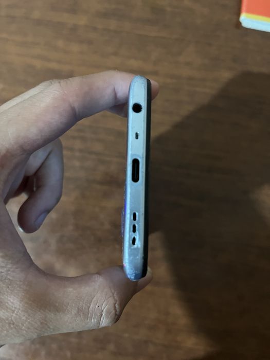 Телефон Oppo A54