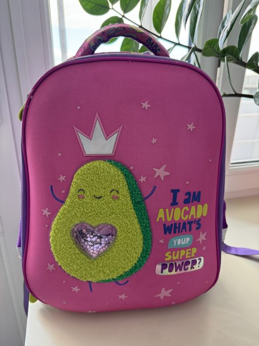 Продам рюкзак школьный