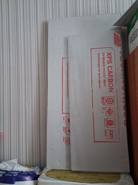 Пенополистирол.  Минплита. Стекловата в рулоне