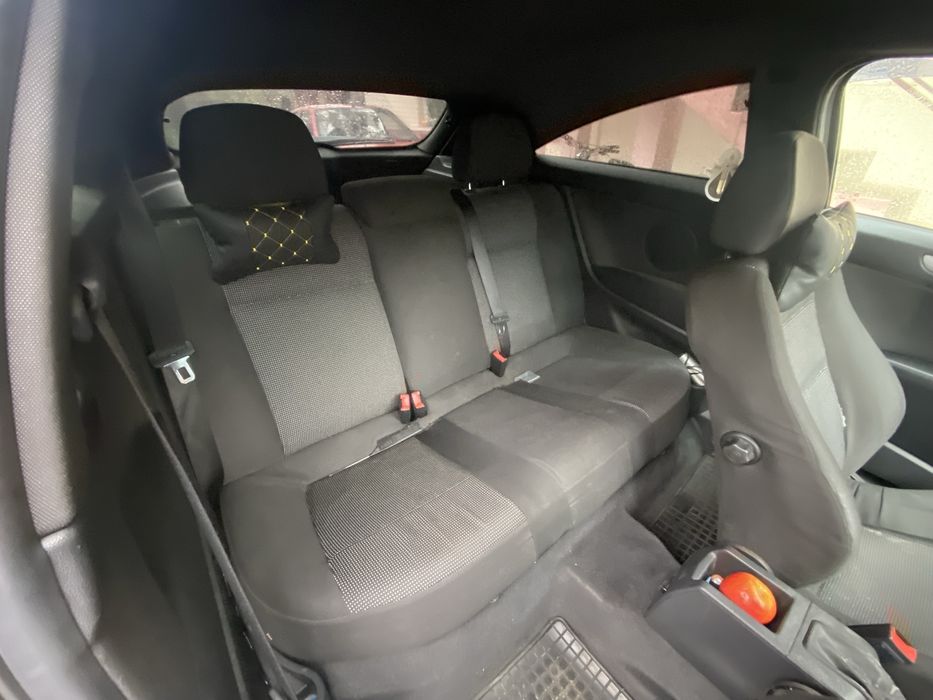 Opel astra h gtc 1.9 150 cp 2005