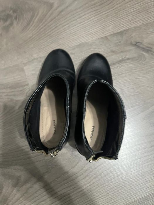 Botine marime 35 cu platforma Pull&Bear