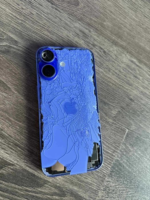 цял за части iPhone 16