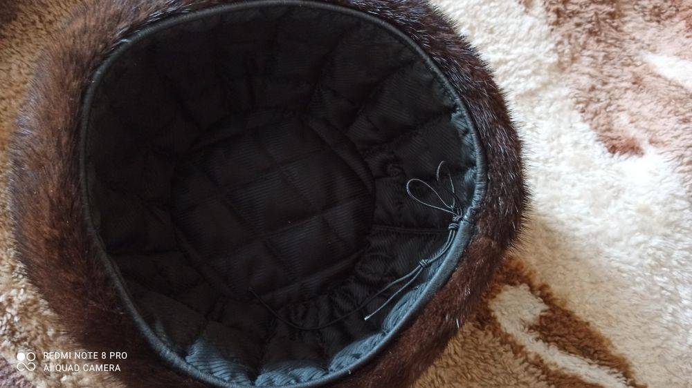 Продам норковые шапки