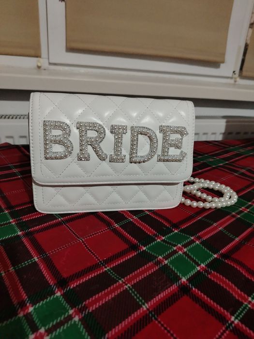 Adidași mireasă numărul 37