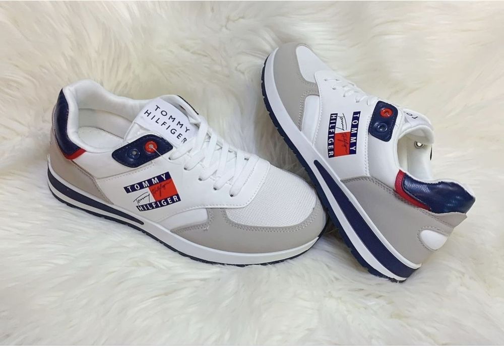 Adidași bărbați firmati