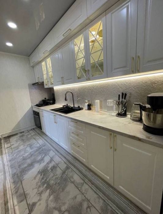 Продается 4х ком квартира, ориентир: мост Мукимий/Эвос, 100м²