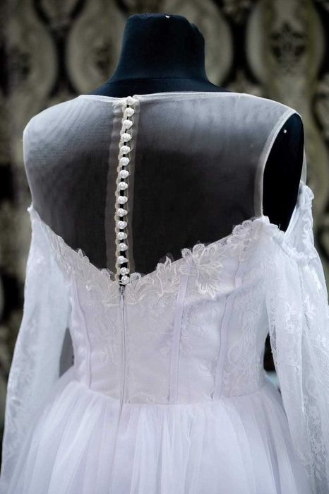 Rochie de mireasa noua cu eticheta