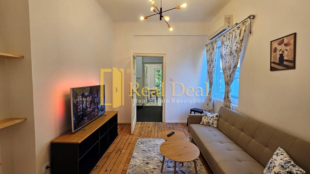 Дава се под наем Двустаен апартамент в София, Център - 60 кв.м за 900 € - Снимка #2