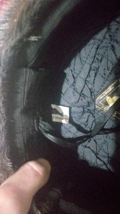 Продаю шапку новая.