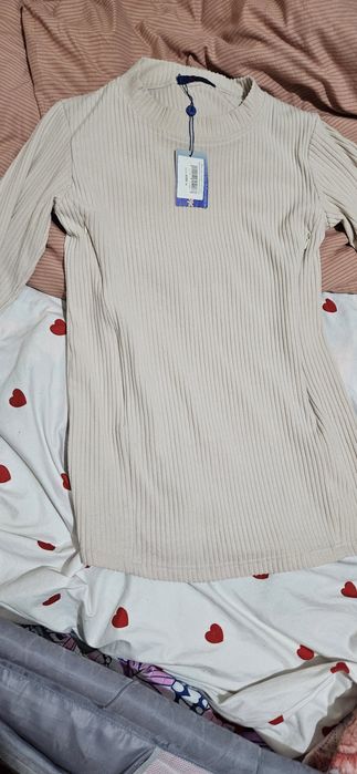 Продам вещи для беременных новые
