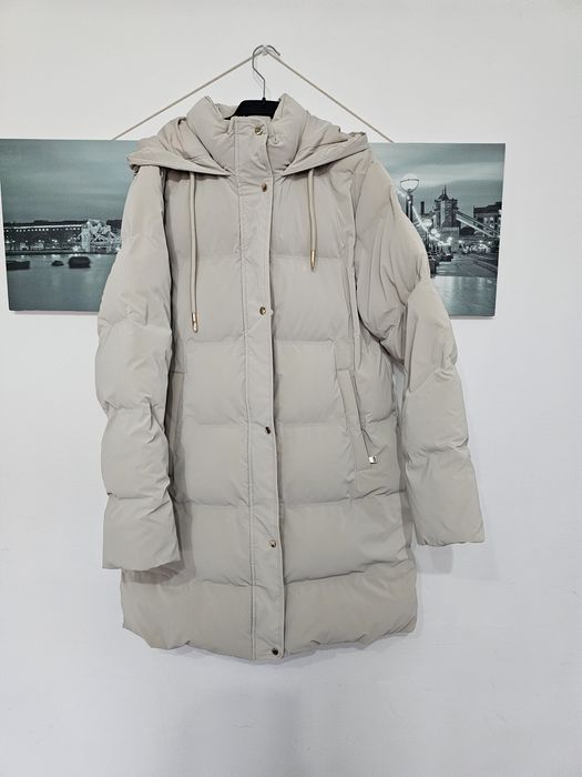 Geaca de dama  eleganta de iarna zara marime L stare perfecta