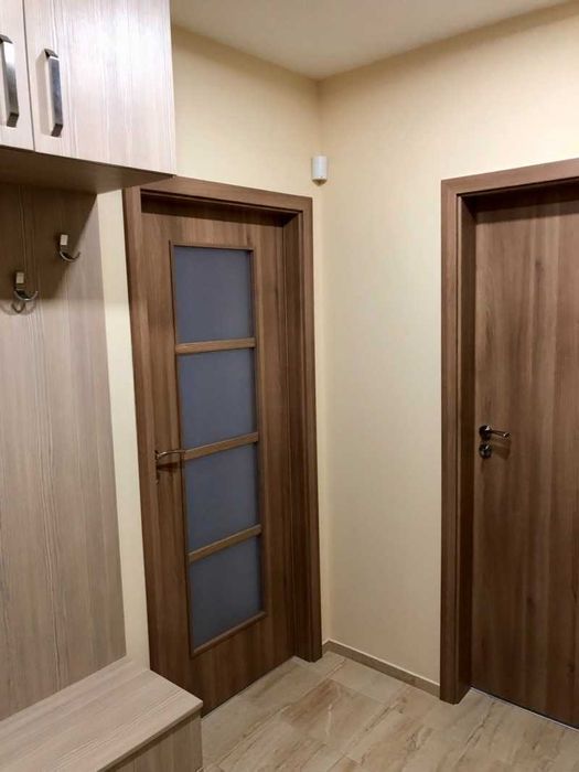 Дава се под наем Тристаен апартамент в София, Кръстова вада - 98 кв.м за 937 € - Снимка #2