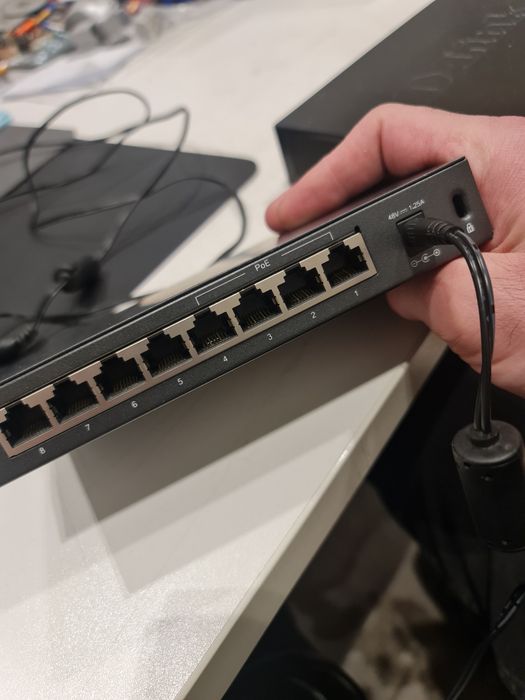 Коммутатор switch 8port. poe 4port 48в 1.25а.