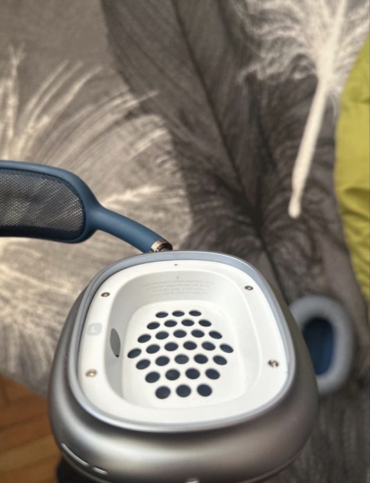 Vând Airpods Max albastre