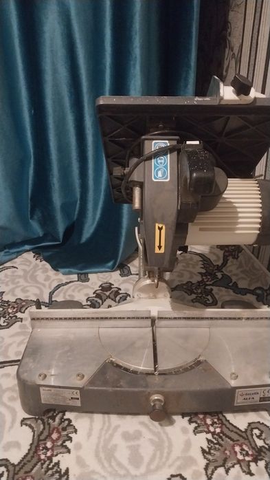 Угларез аква сотилади