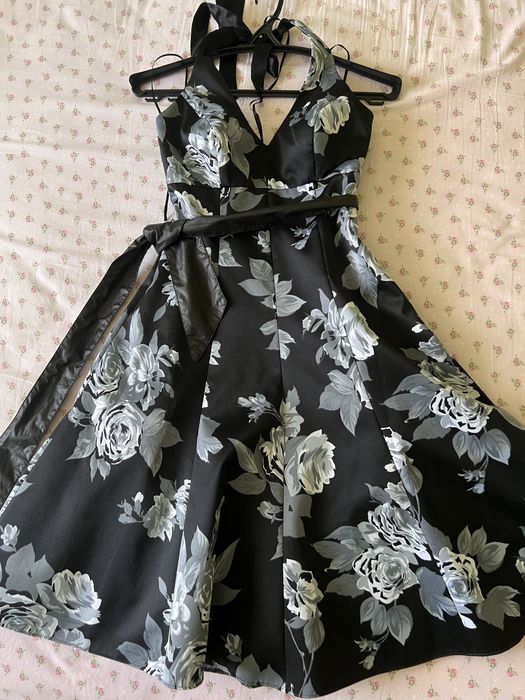 Продам новое платье