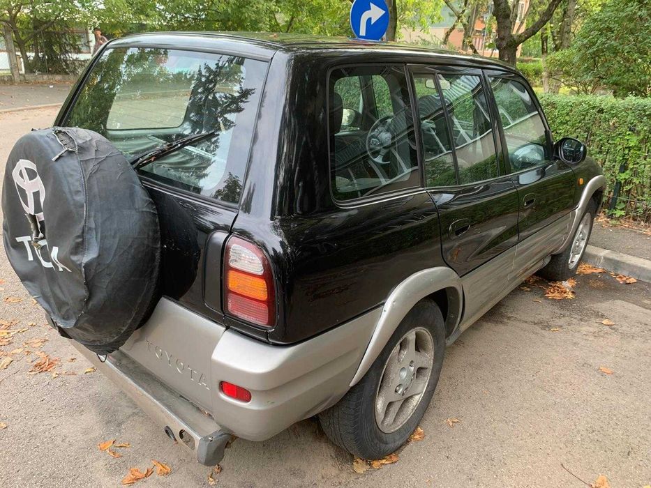 TOYOTA RAV4 1998 — imagine 3