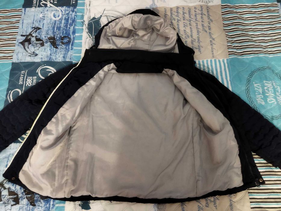 Тънко детско яке - 8-9г.