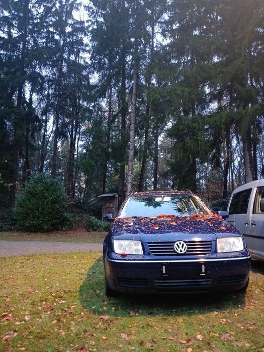 Volskwagen bora 1.6 Benzina