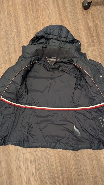 Geaca dama Tommy Hilfiger XS