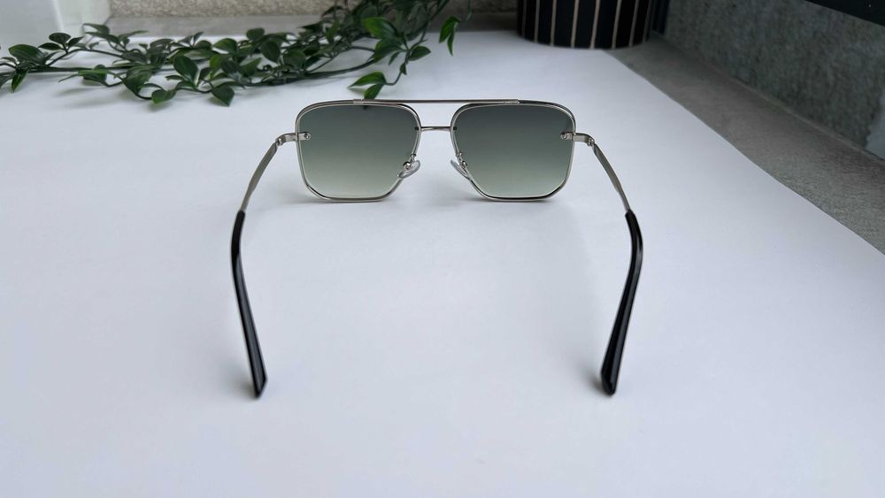 Ochelari de soare Dita Mach Six Style - Rama argintie Lentile verzi