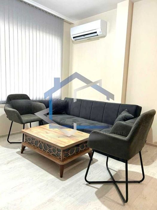 Дава се под наем Тристаен апартамент в Варна, Младост 1 - 75 кв.м за 612 € - Снимка #2