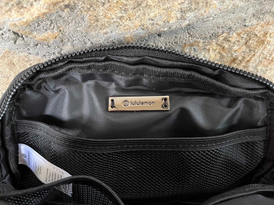 Дамска чантичка LuLu Lemon