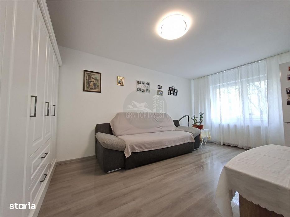 Garsoniera moderna cu pivnita zona Lazaret