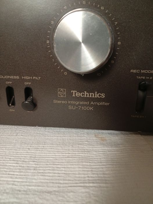 Усилвател Technics SU 7100K