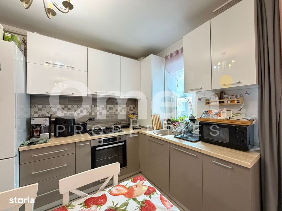 Apartament cu 3 camere si parcare, in bloc nou, zona Lidl Hotvon