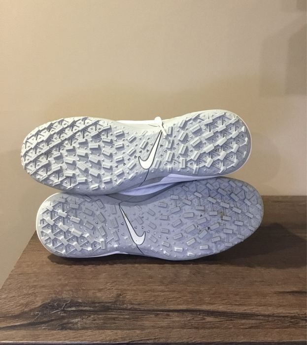 Nike tiempo 42 номер