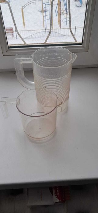 Продам 2 кружки б/у