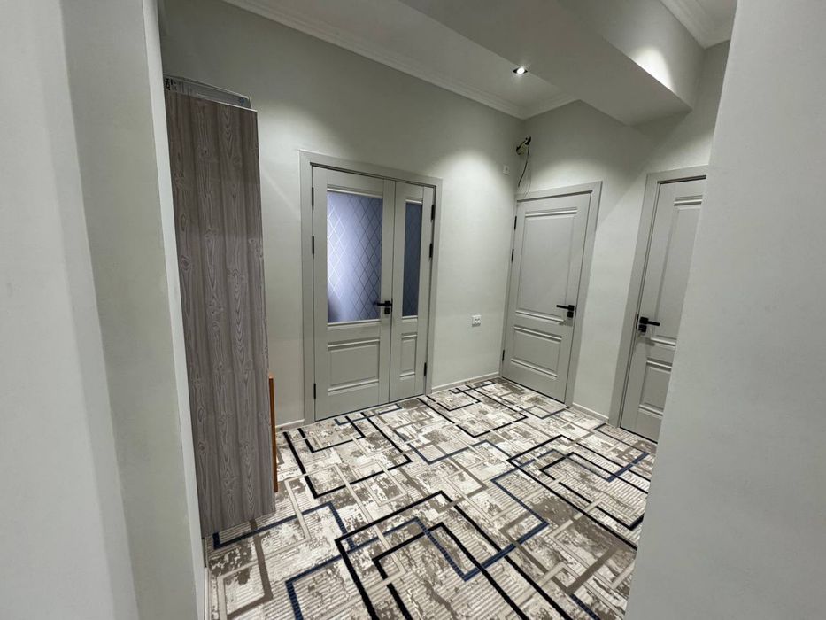 Srochna uy sotiladi  sergeli. Metro 2/4/5