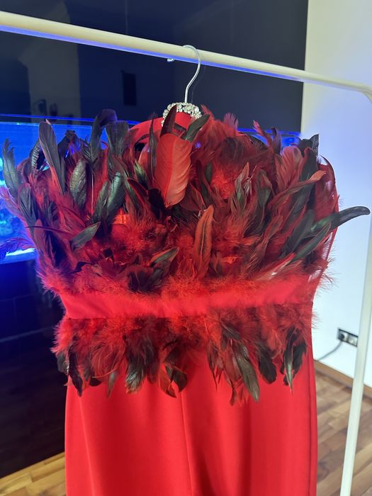 Елегантен гащеризон с пера