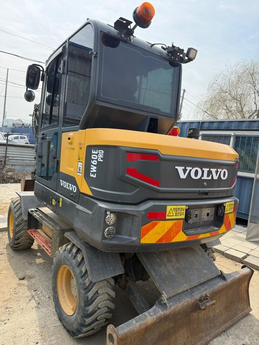 Услуга аренда малюка 3в1 экскватор