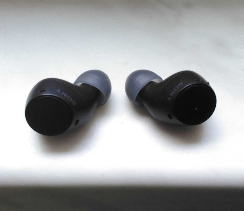 WF-C510 лява и дясна слушалка