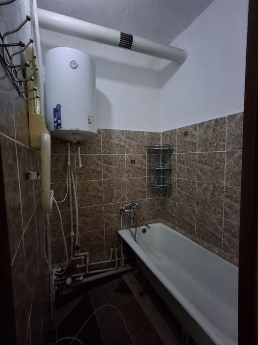 Toshkent viloyati Chirchiq Shahar Troyskiy 2 xona uy sotiladi