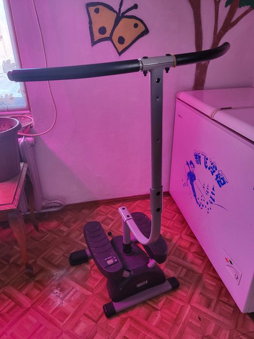 Продам тренажёр степпер