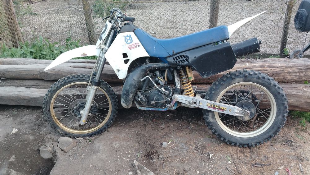 Vând husqvarna 250cc 2t