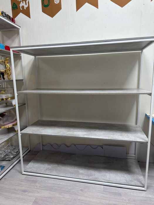 Мебель б/у стоит тц Алем состояние хороший