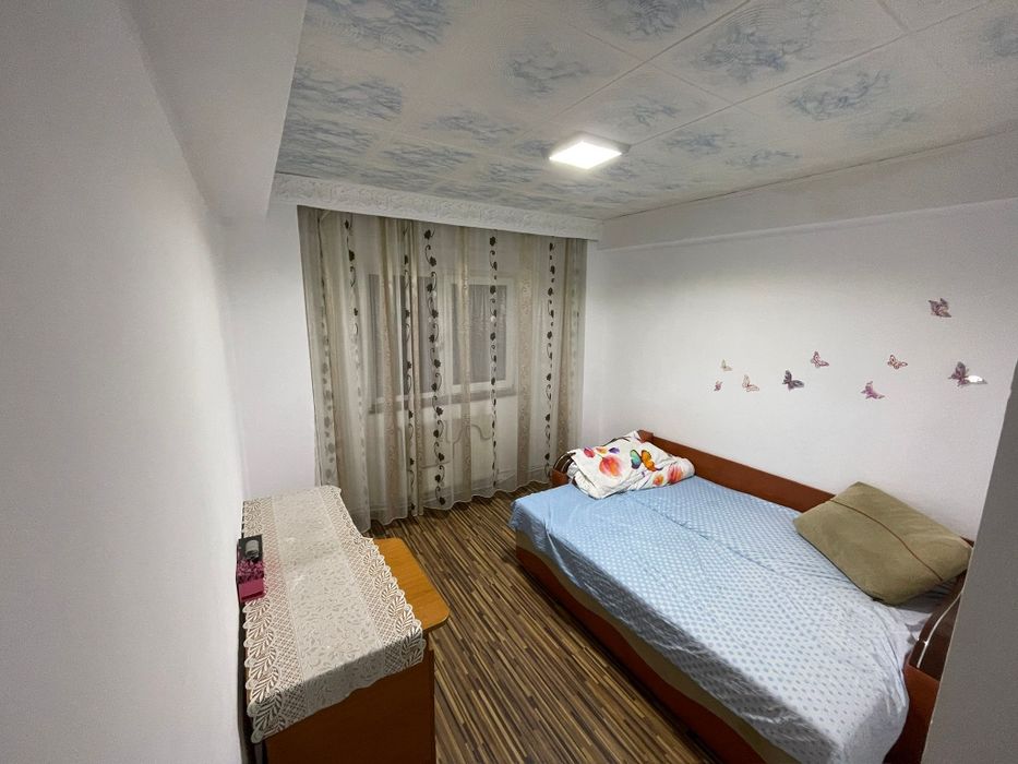 Închiriez apartament cu doua camere