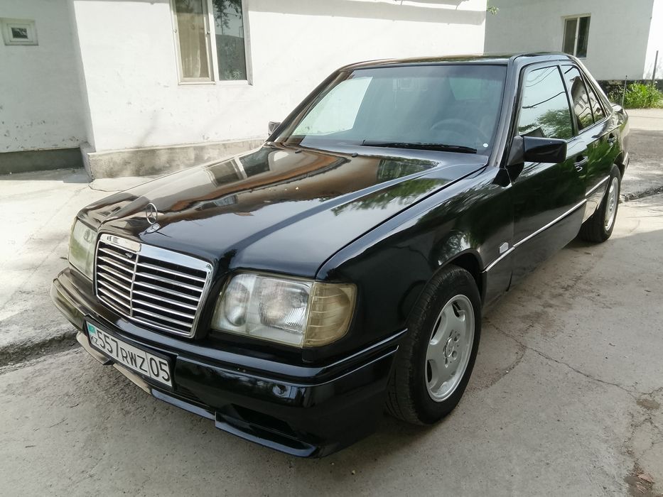 Мерседес Bens 124W