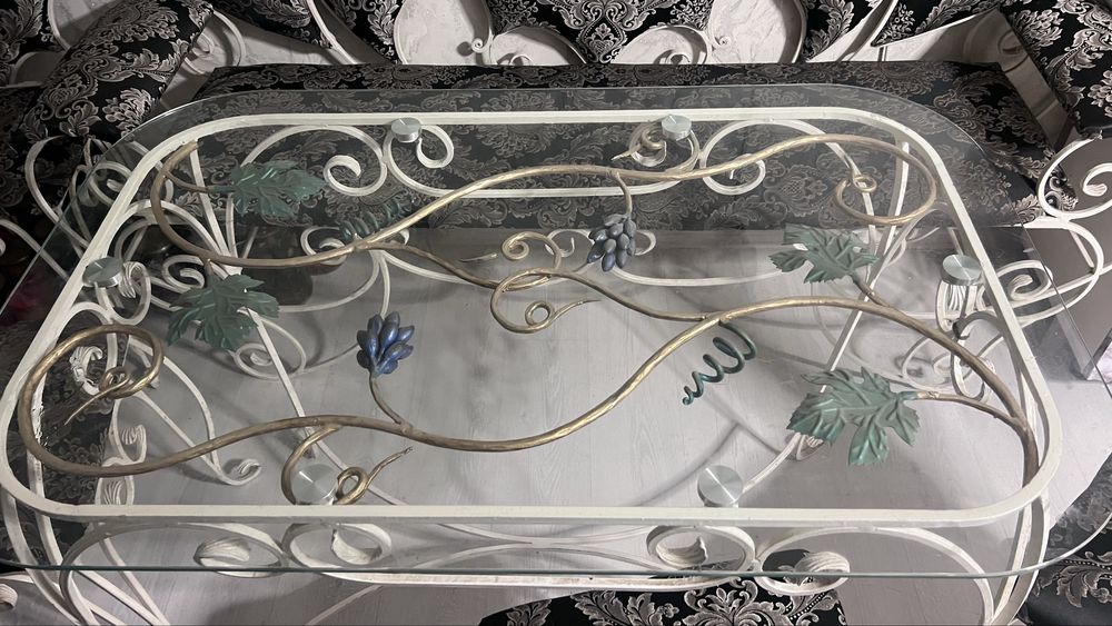 Продается кухонная кованная мебель