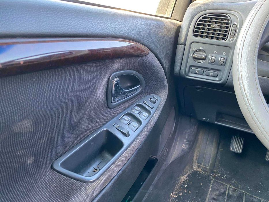 volvo v40 1.9 tdi facelift на части волво в 40 фейслифт комби