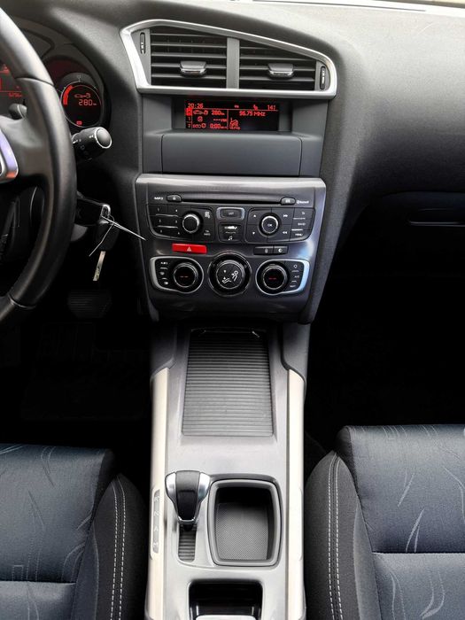 Citroen C4 , 1.6 diesel , 2014